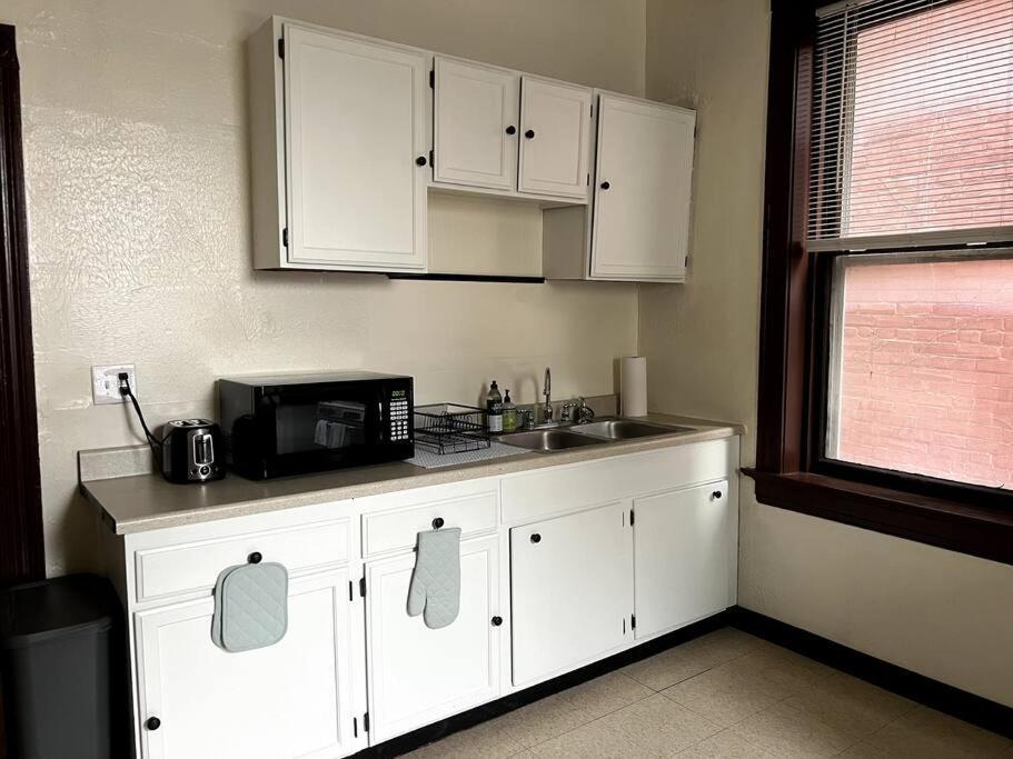 Apartamento Charming Duplex On Quiet Street St. Louis Exterior foto